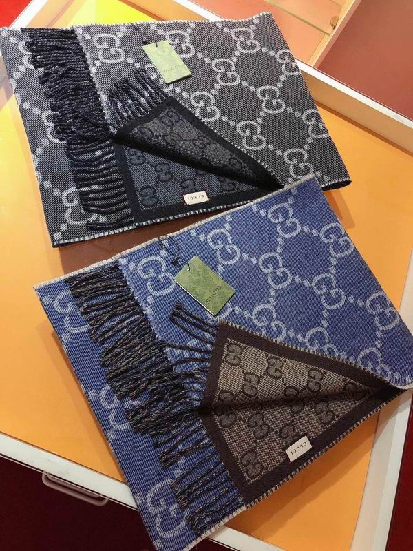 Gucci scarf 34X194cm E23